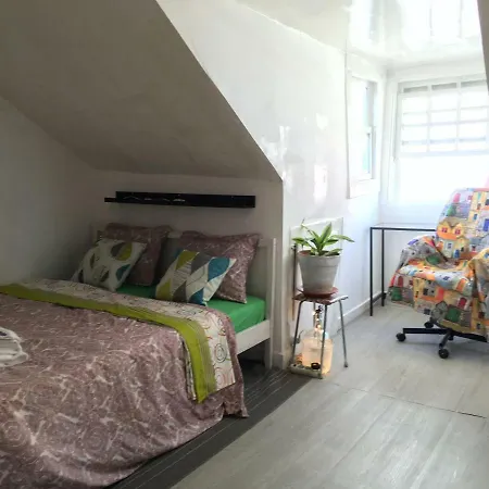 Rum i privatbostad Bairro Alto Alternative